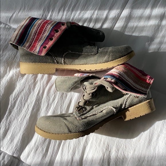 Roxy Shoes - Roxy Boots